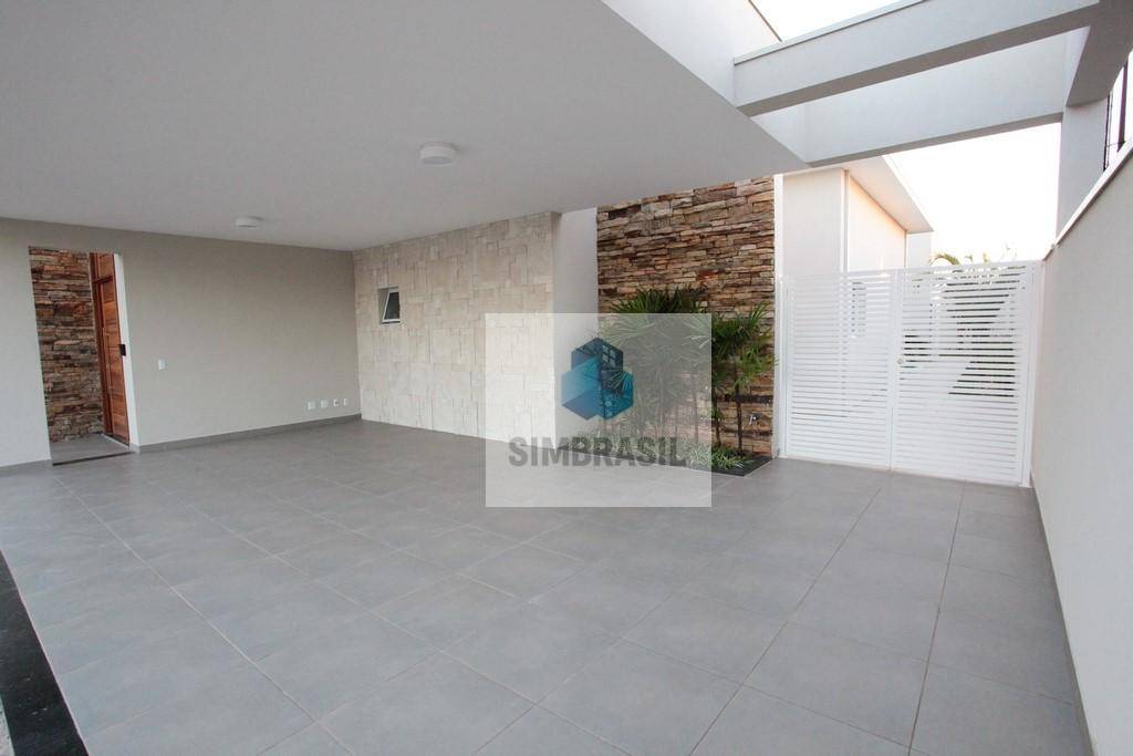 Casa à venda com 4 quartos, 350m² - Foto 15