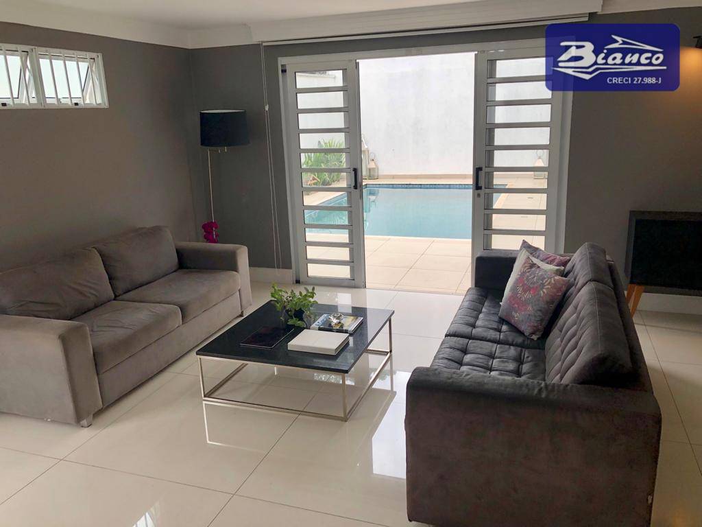 Sobrado à venda com 4 quartos, 250m² - Foto 12