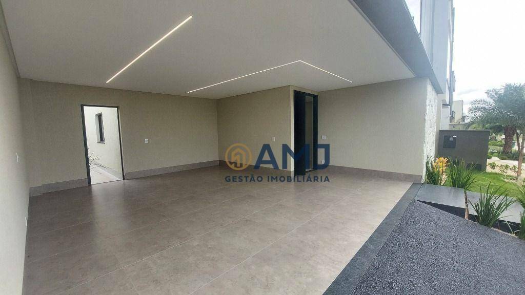 Sobrado à venda com 4 quartos, 286m² - Foto 3