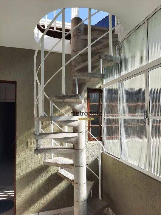 Sobrado para alugar com 4 quartos, 212m² - Foto 10