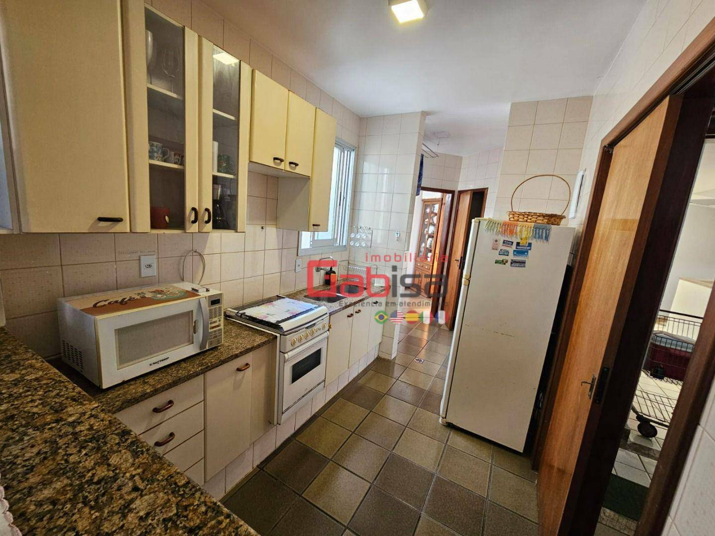 Apartamento à venda com 3 quartos, 100m² - Foto 5