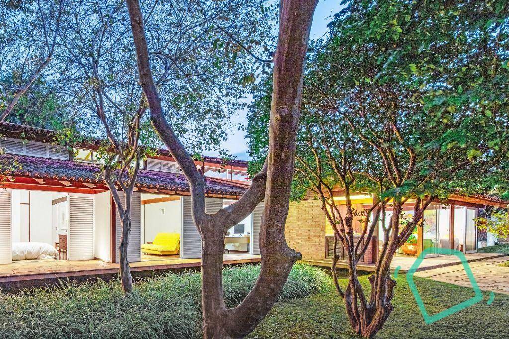 Casa de Condomínio à venda com 3 quartos, 274m² - Foto 3