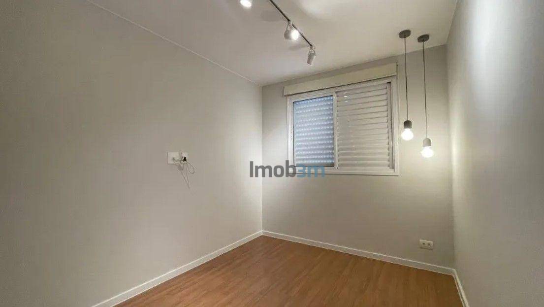 Apartamento para alugar com 3 quartos, 80m² - Foto 6