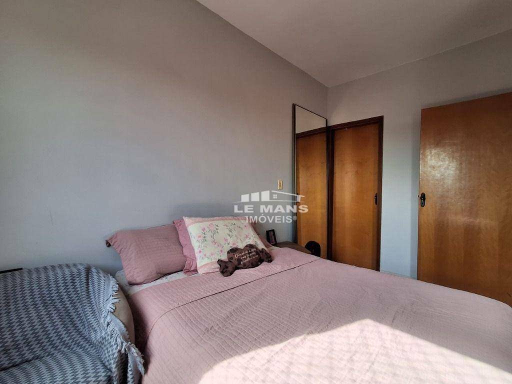 Apartamento à venda com 2 quartos, 70m² - Foto 5