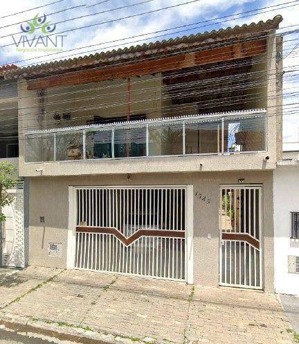 Sobrado à venda com 3 quartos, 234m² - Foto 1