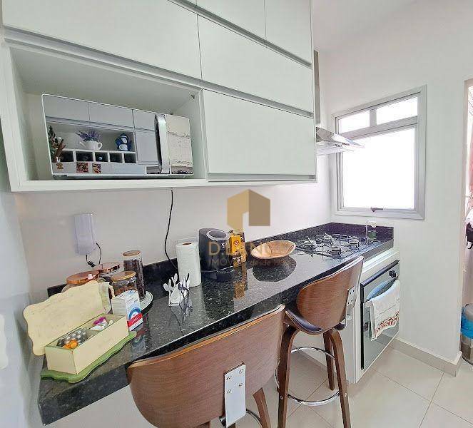 Apartamento à venda com 3 quartos, 75m² - Foto 13