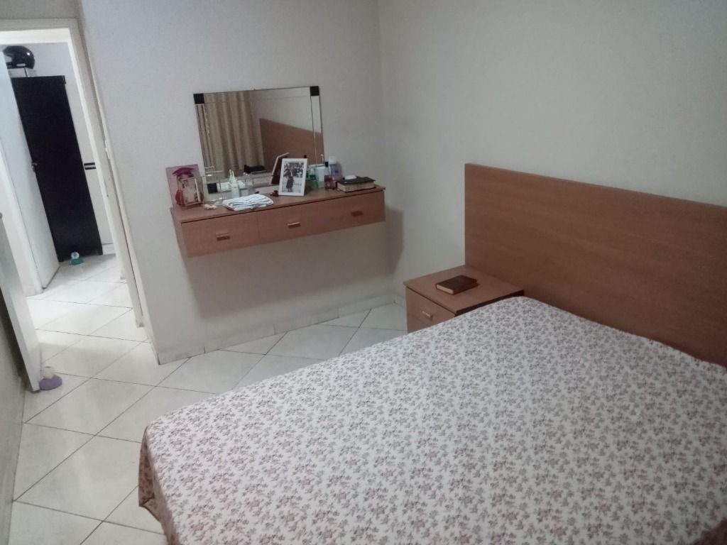 Sobrado à venda com 3 quartos, 92m² - Foto 2