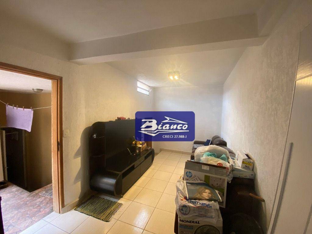 Casa à venda com 4 quartos, 155m² - Foto 15