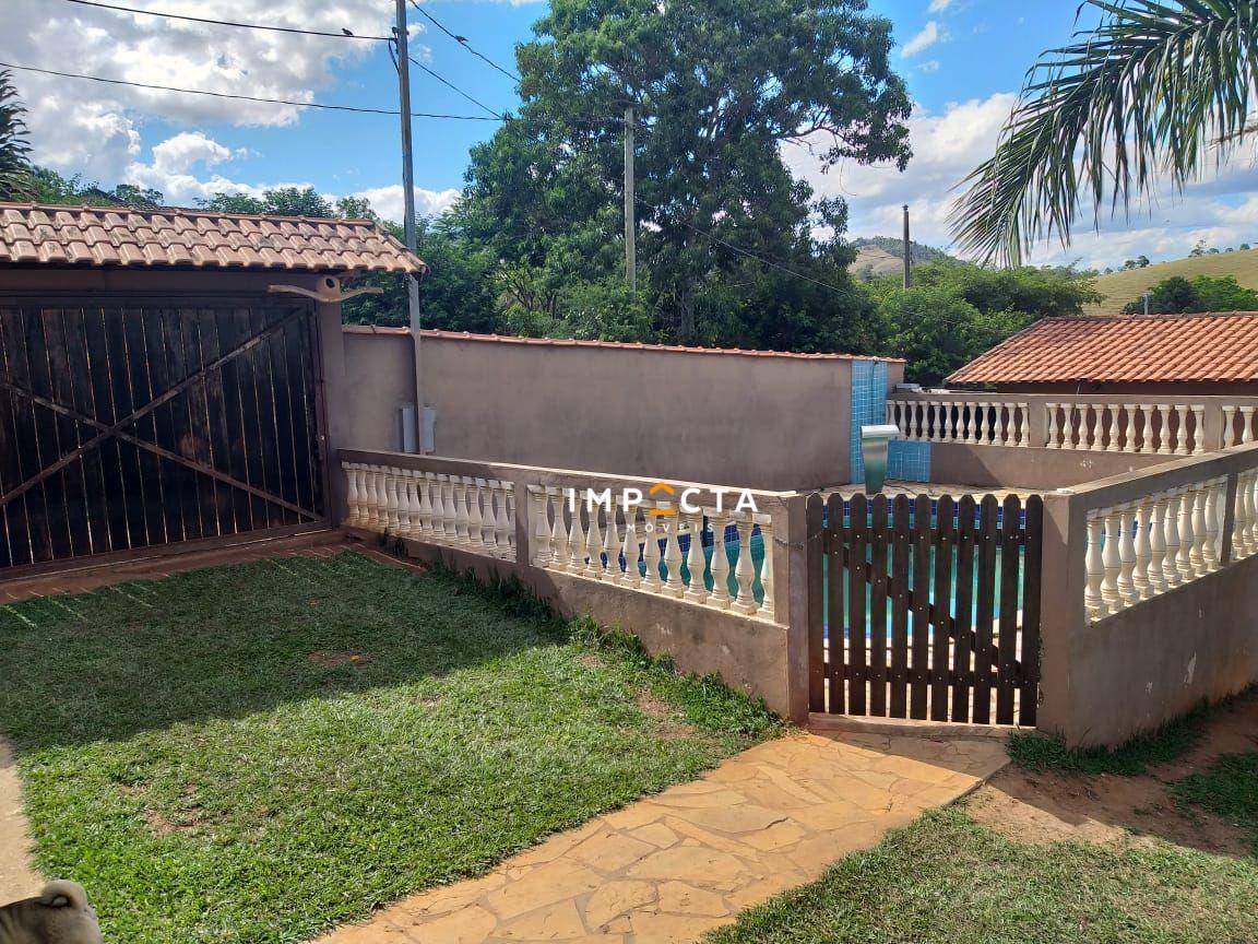 Chácara, 3 quartos, 4490 m² - Foto 1