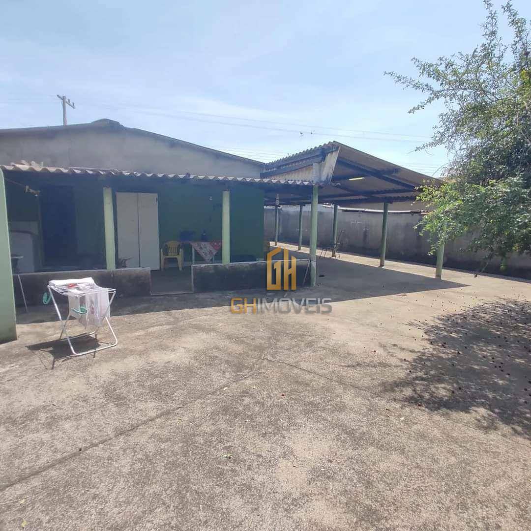 Casa, 3 quartos, 178 m² - Foto 1