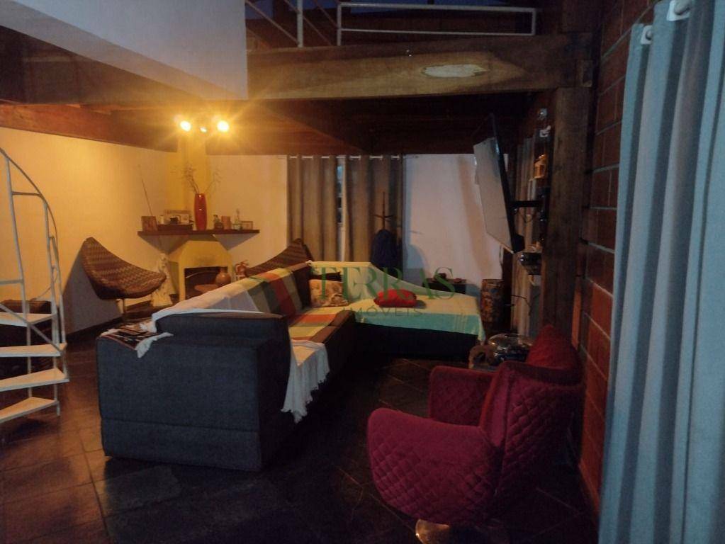 Chácara à venda com 5 quartos, 180m² - Foto 17