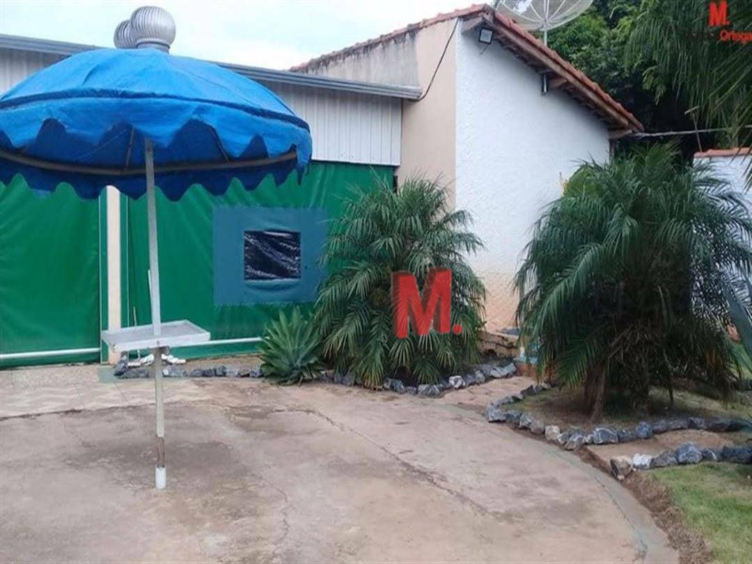 Chácara à venda com 3 quartos, 300m² - Foto 17