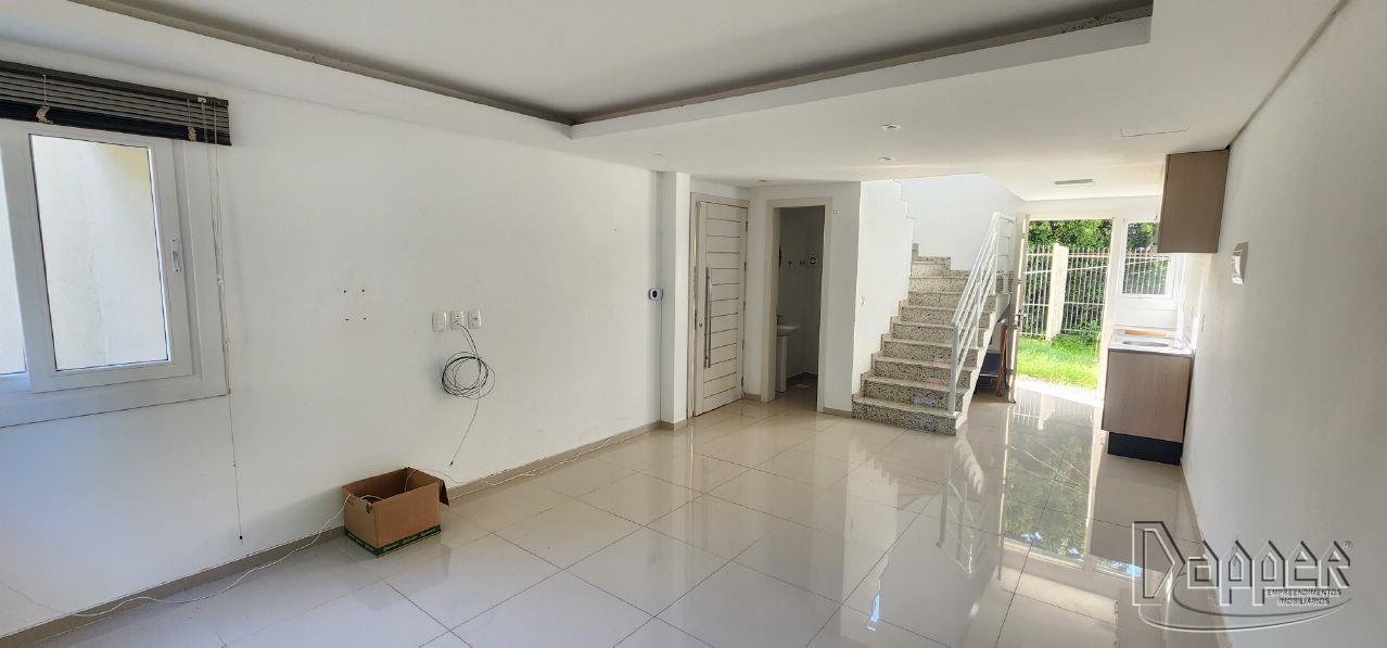 Casa à venda com 3 quartos, 115m² - Foto 4