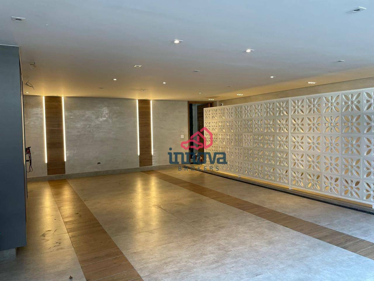 Sobrado à venda com 3 quartos, 360M2 - Foto 1