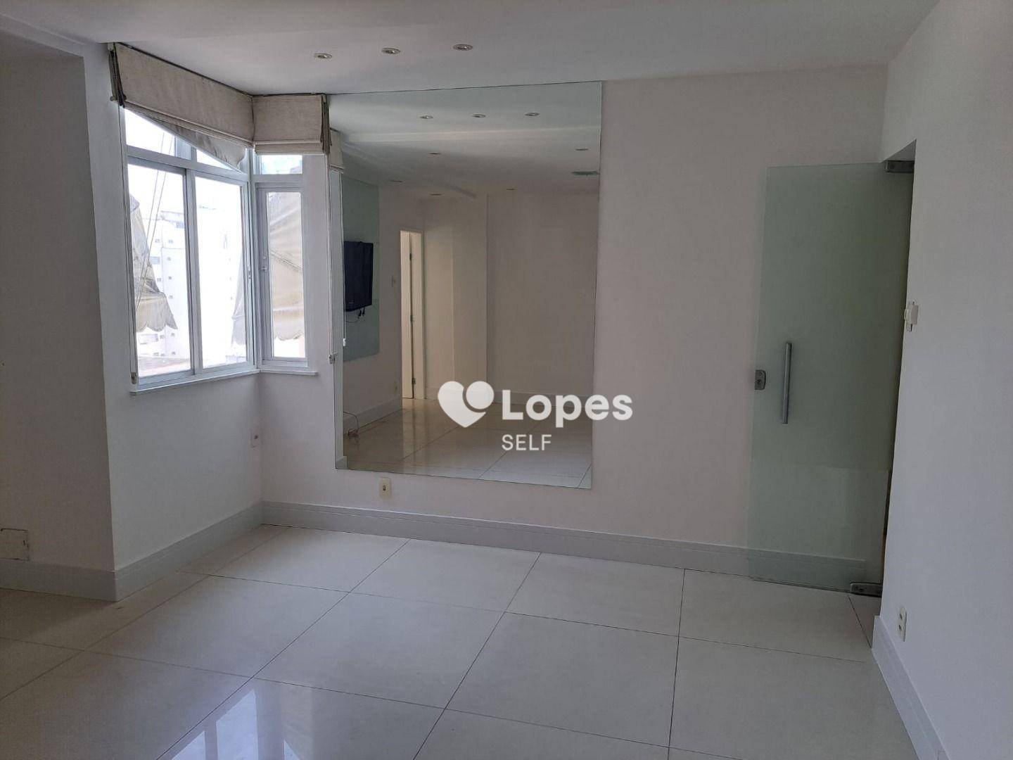 Apartamento à venda com 3 quartos, 100m² - Foto 2