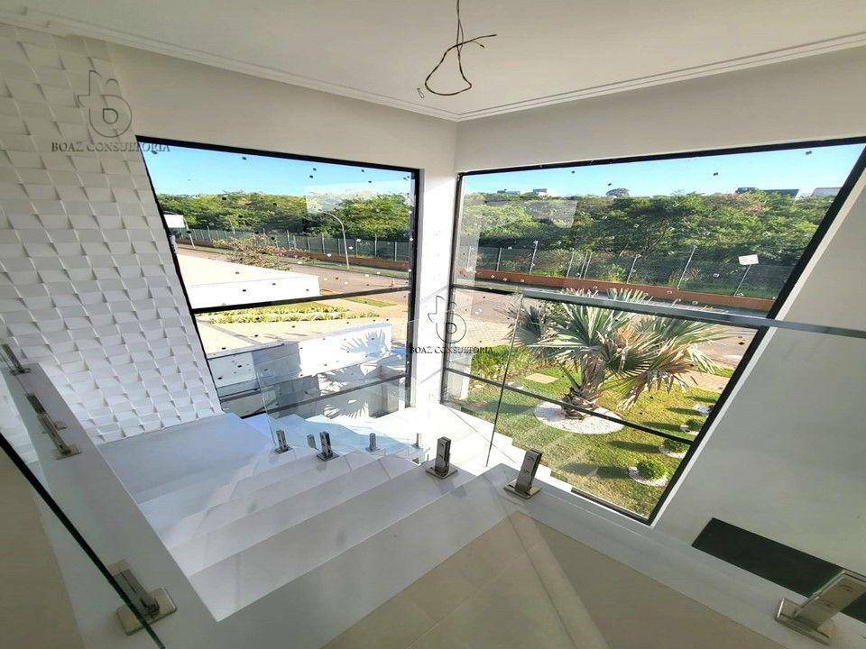 Casa de Condomínio à venda com 4 quartos, 416m² - Foto 9