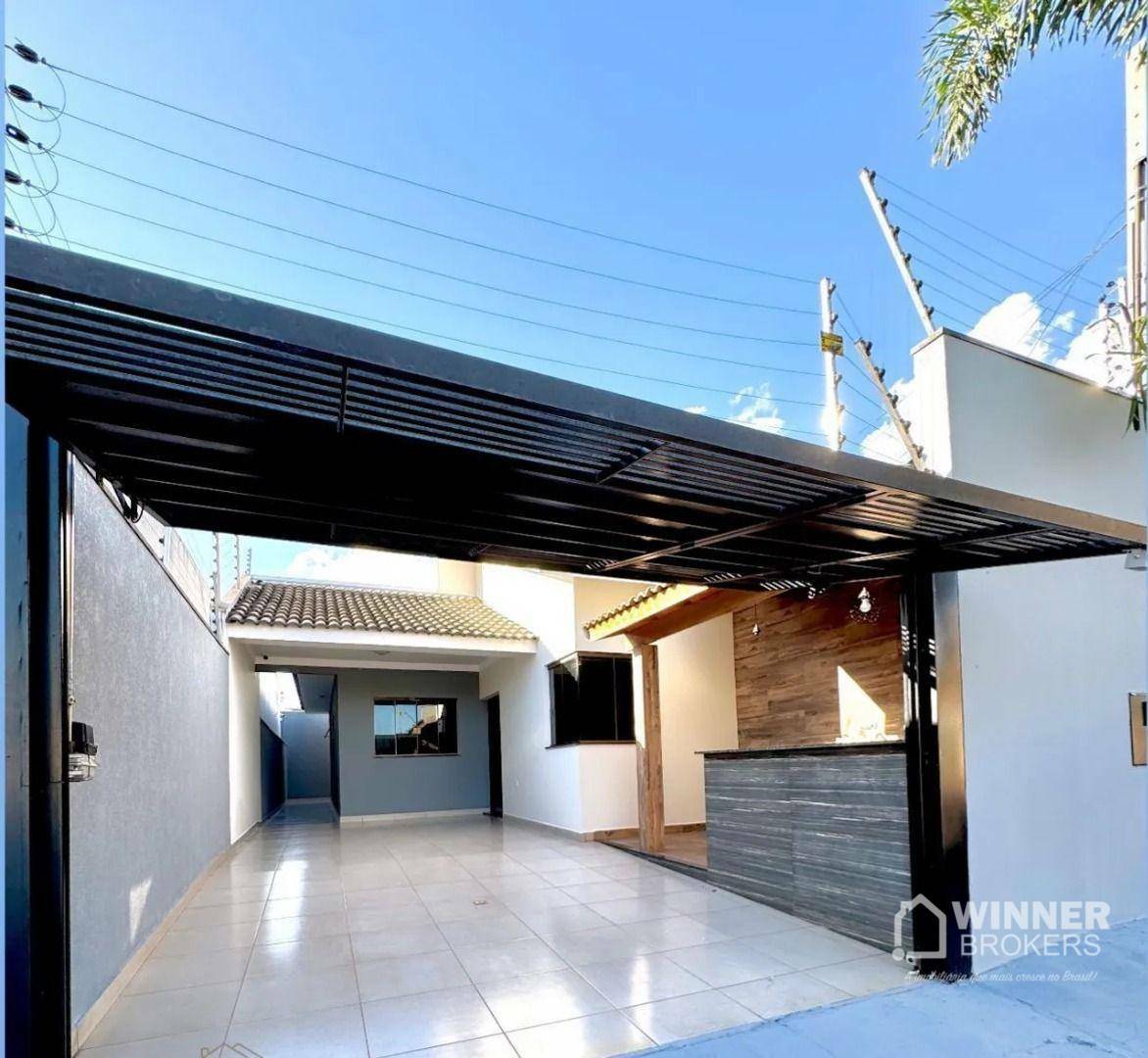 Casa à venda com 3 quartos, 67m² - Foto 1