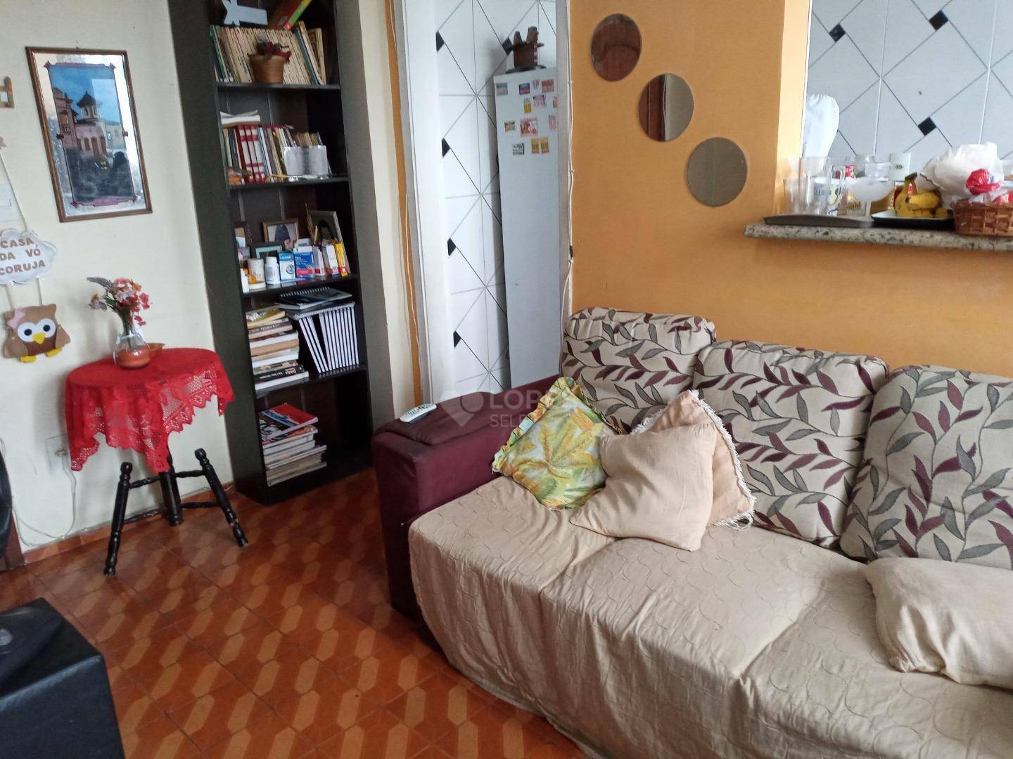 Apartamento à venda com 2 quartos, 50m² - Foto 2