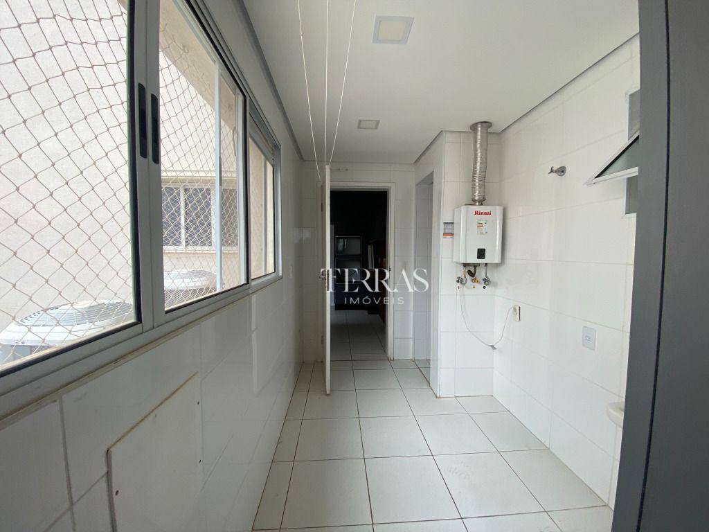 Apartamento à venda com 3 quartos, 134m² - Foto 9