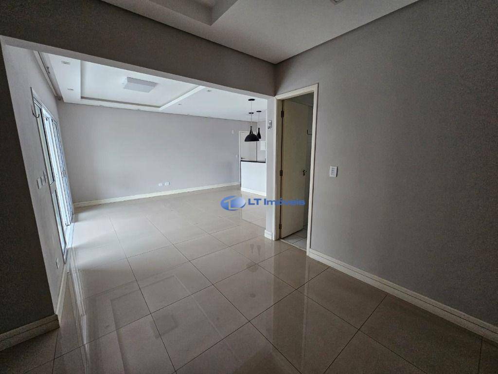 Apartamento para alugar com 2 quartos, 90m² - Foto 4