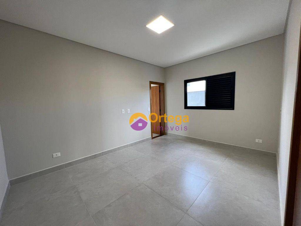 Sobrado à venda com 3 quartos, 230m² - Foto 11