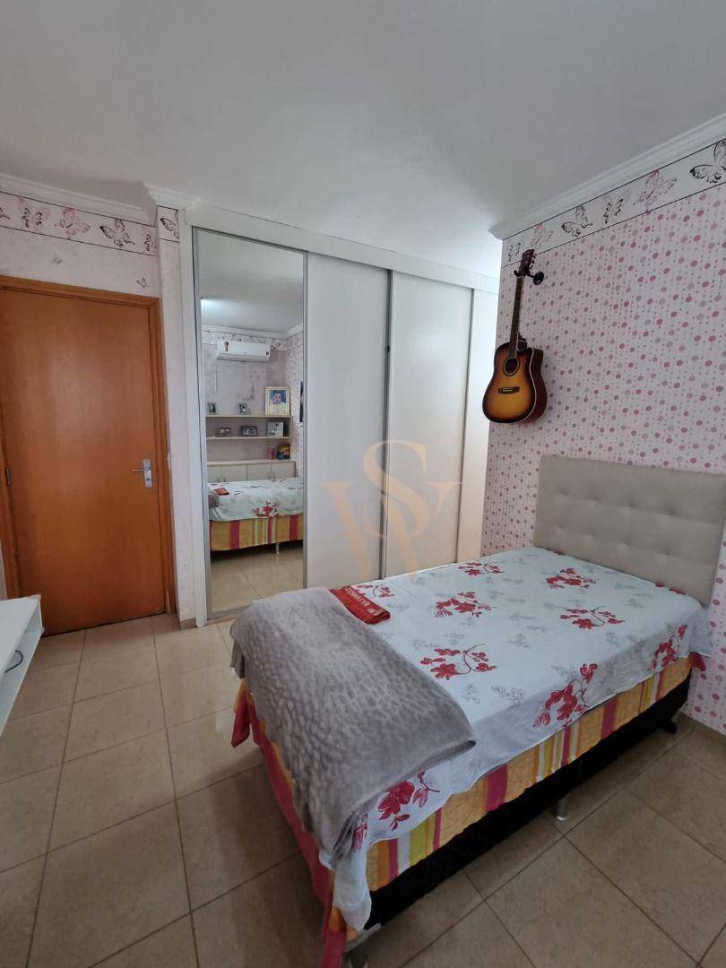 Apartamento à venda com 3 quartos, 174m² - Foto 12