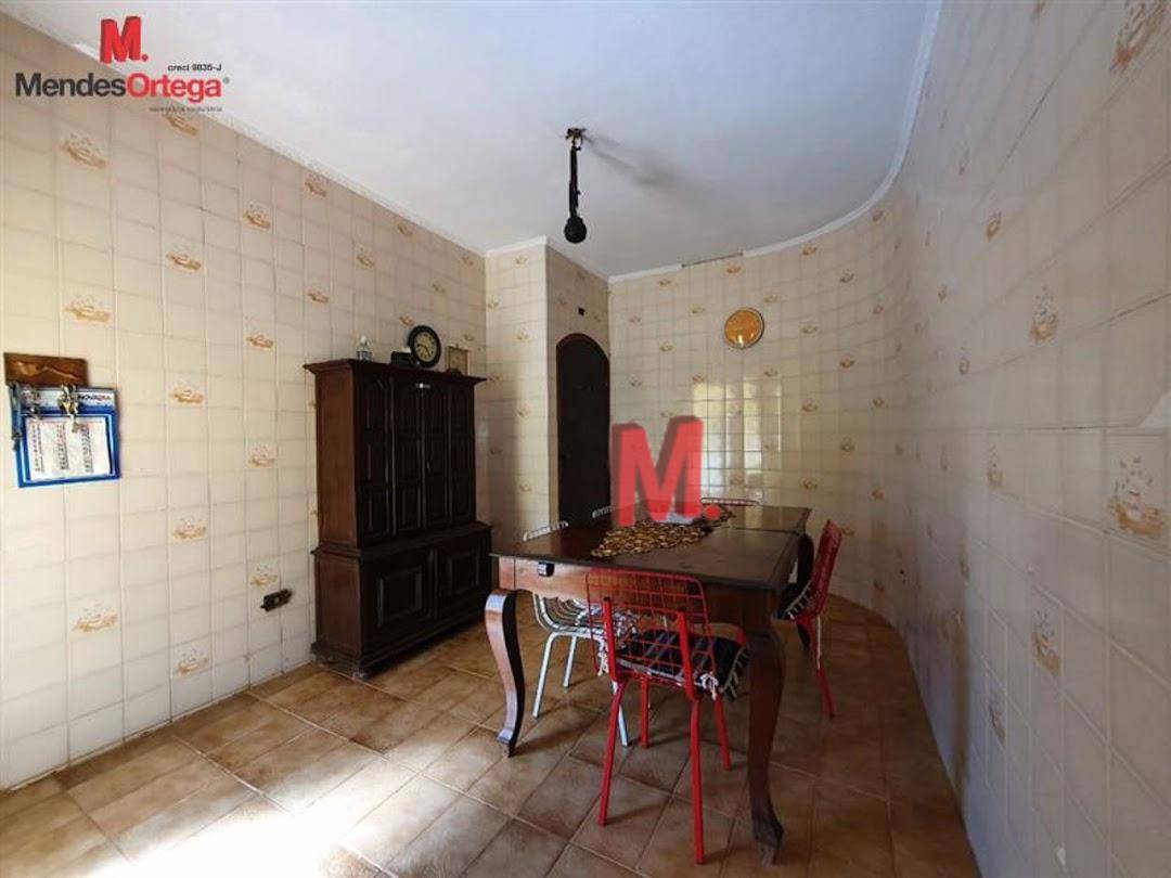 Chácara à venda com 4 quartos, 452m² - Foto 13