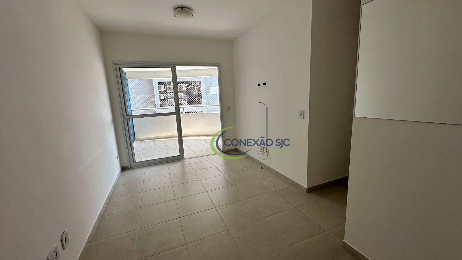 Apartamento à venda com 2 quartos, 67m² - Foto 4