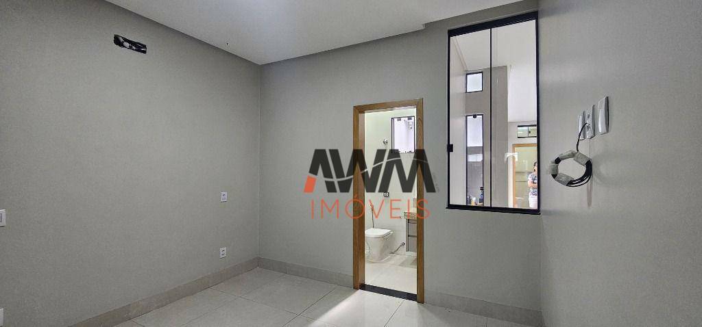 Casa à venda com 3 quartos, 184m² - Foto 13