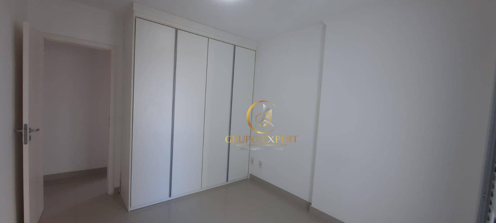 Apartamento à venda com 2 quartos, 80m² - Foto 6