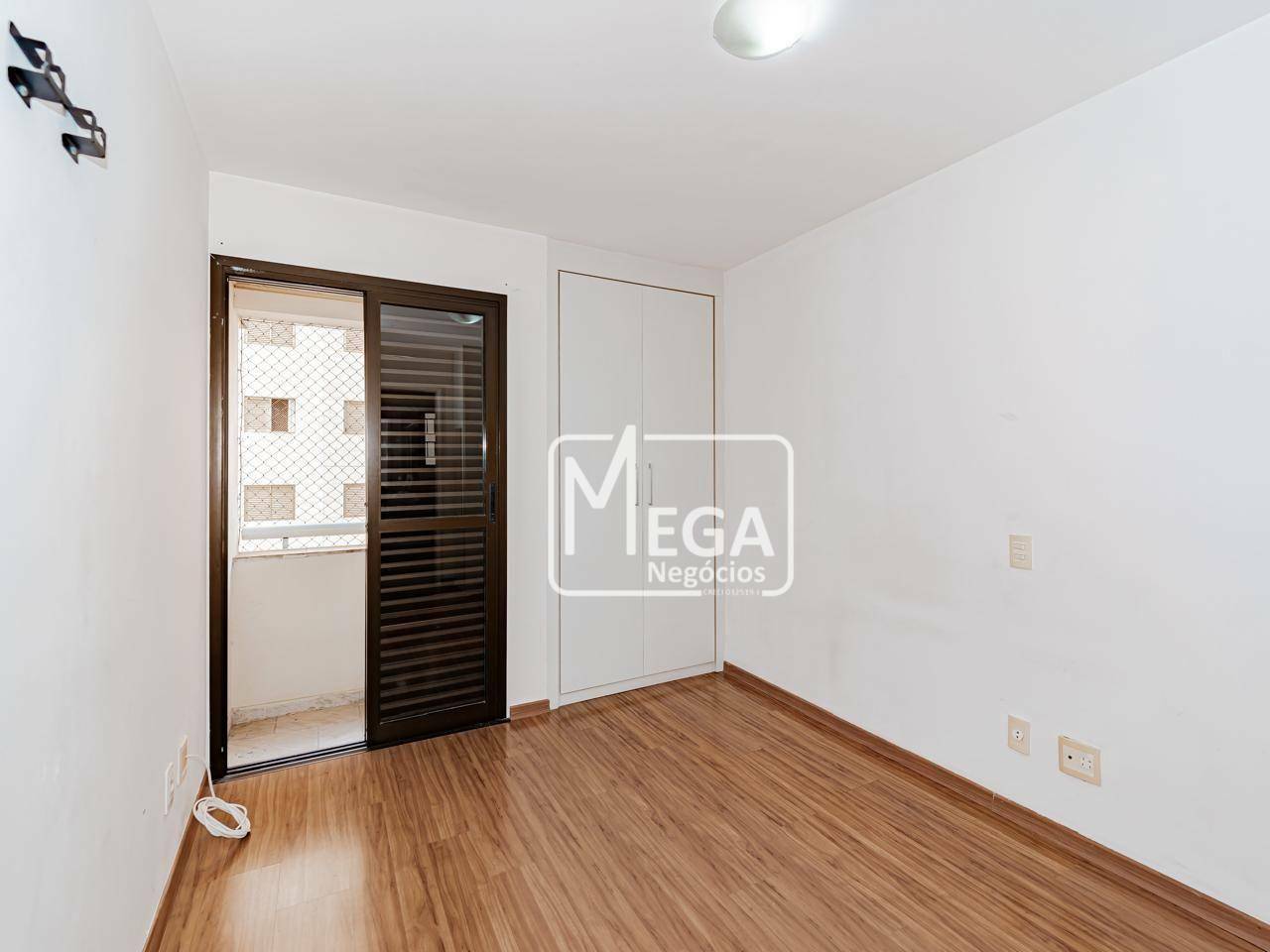 Apartamento à venda com 3 quartos, 98m² - Foto 12