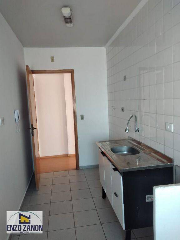 Apartamento para alugar com 3 quartos, 65m² - Foto 13