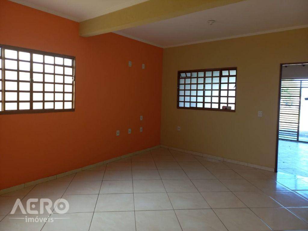 Casa à venda com 2 quartos, 107m² - Foto 11