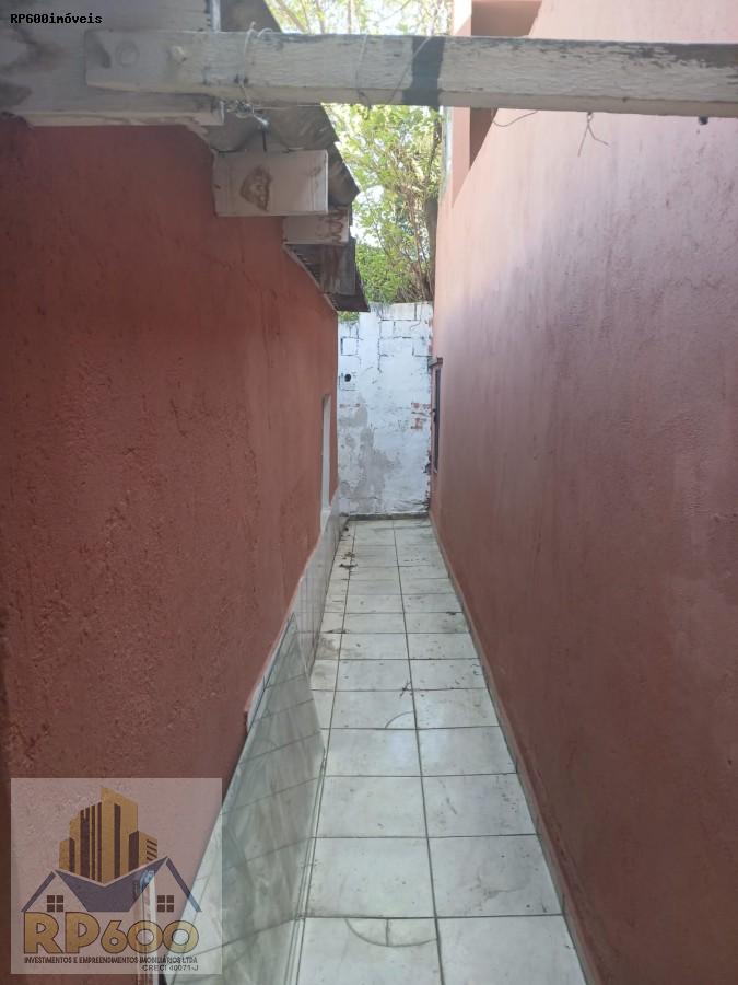 Casa para alugar com 1 quarto, 40m² - Foto 2