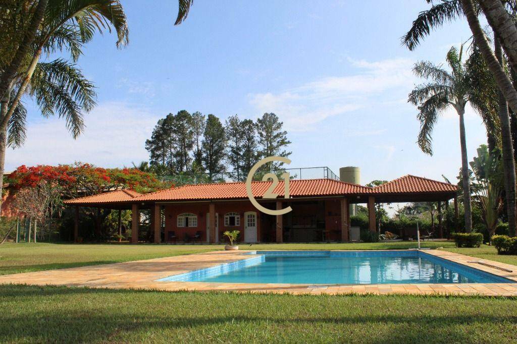 Chácara à venda com 4 quartos, 585m² - Foto 2