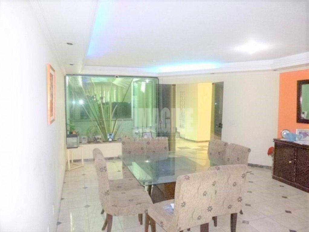 Sobrado para alugar com 4 quartos, 600m² - Foto 17
