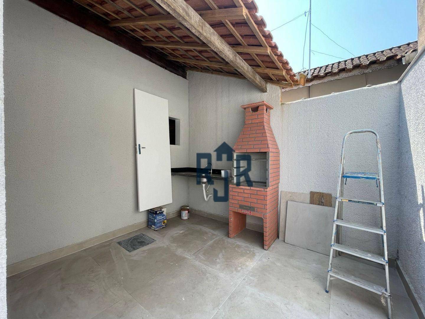 Casa à venda com 2 quartos, 100m² - Foto 13