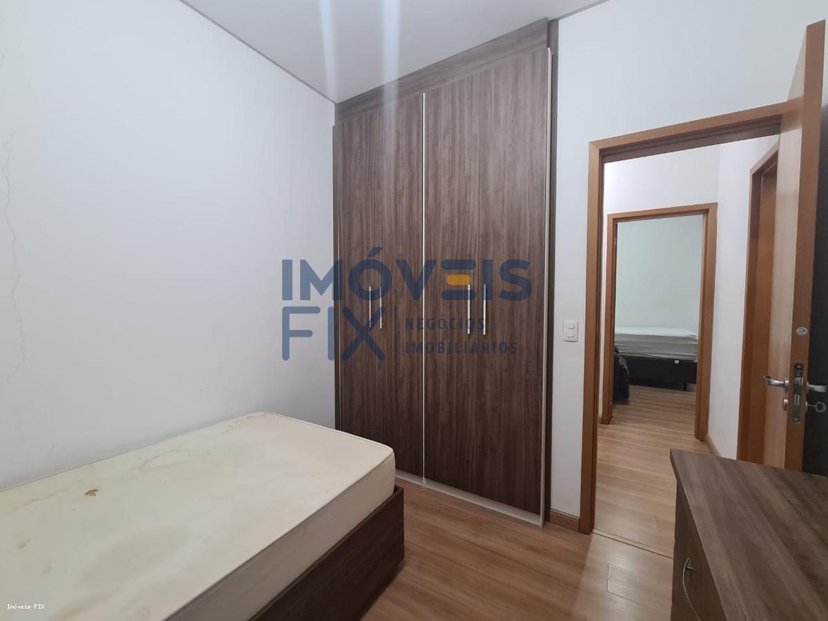 Apartamento à venda com 3 quartos, 104m² - Foto 14