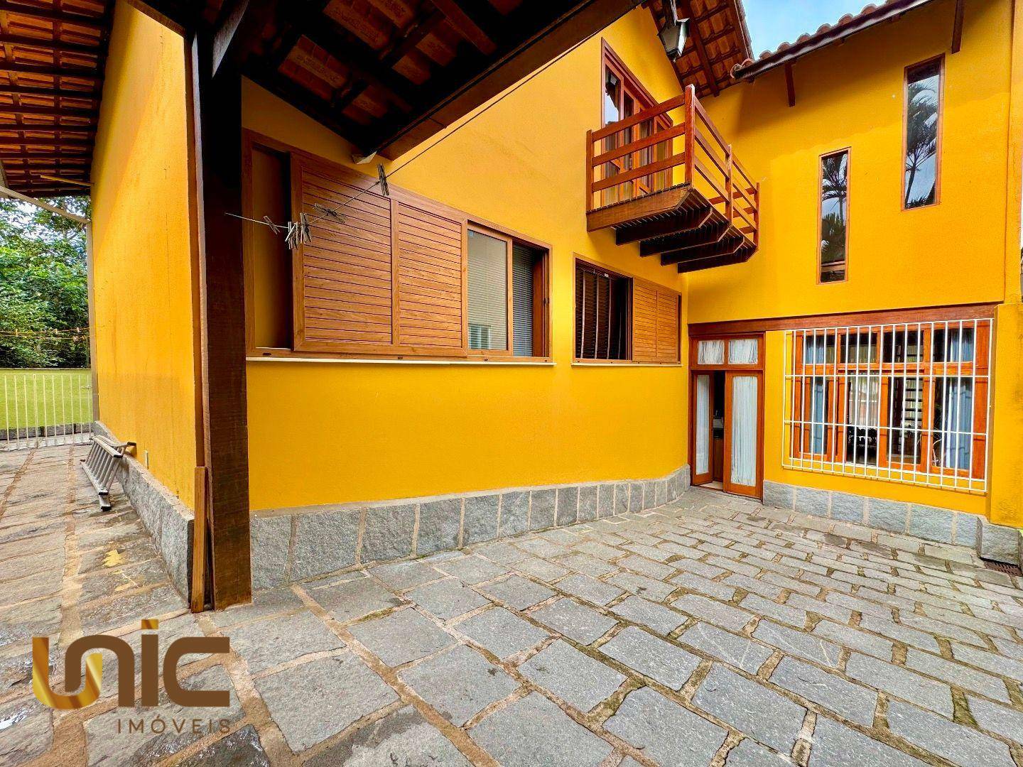 Casa à venda com 4 quartos, 220m² - Foto 44