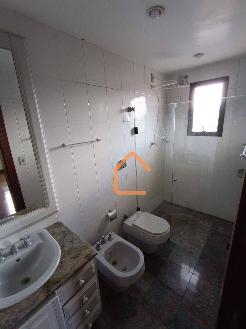 Apartamento à venda com 3 quartos, 227m² - Foto 22