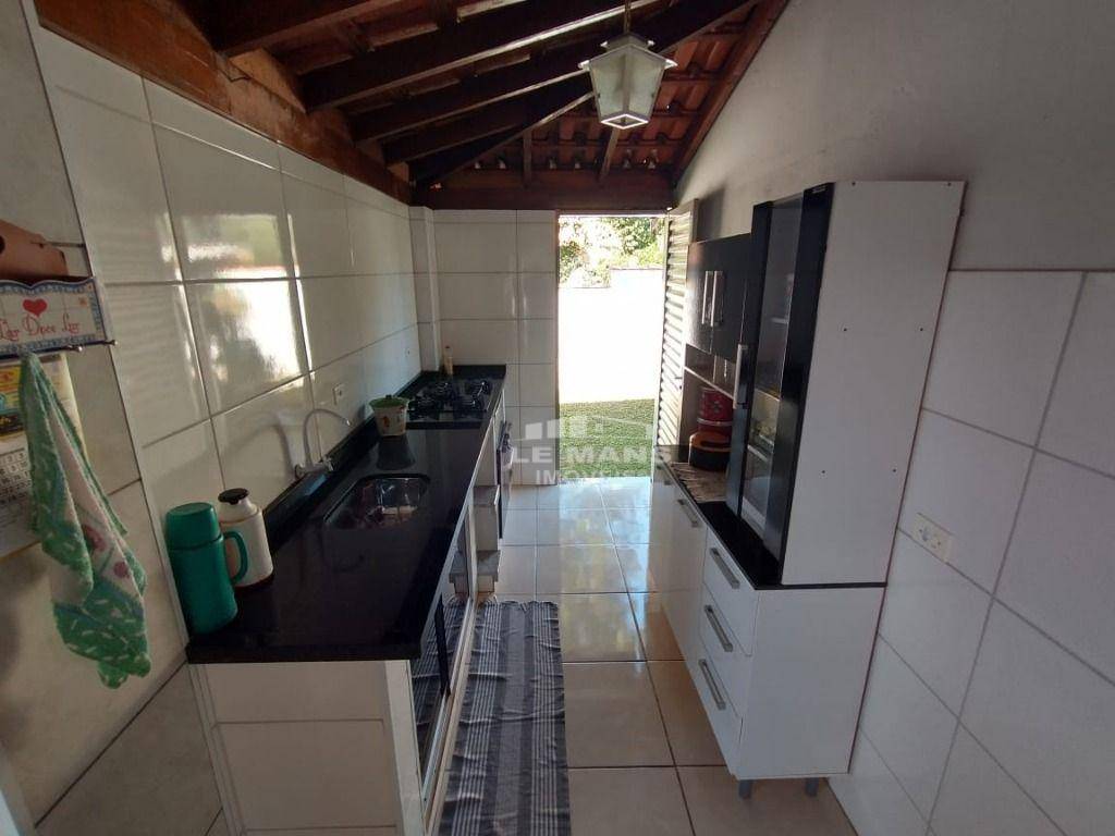 Chácara à venda com 4 quartos, 182m² - Foto 31