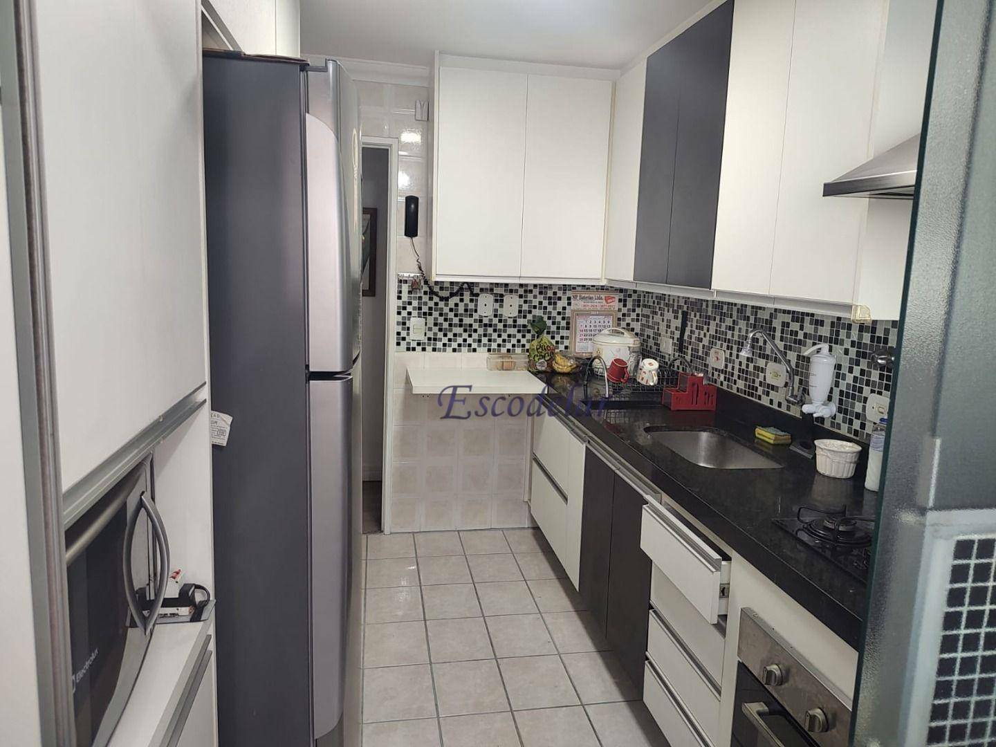 Apartamento à venda com 3 quartos, 74m² - Foto 11