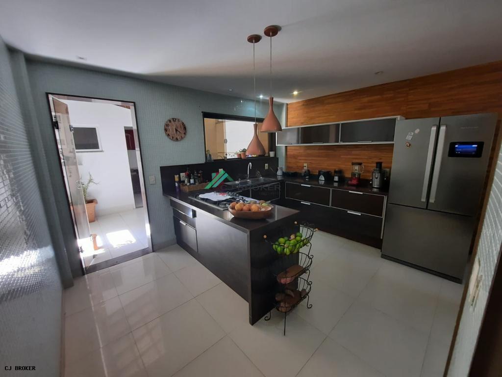 Casa à venda com 3 quartos, 420m² - Foto 20