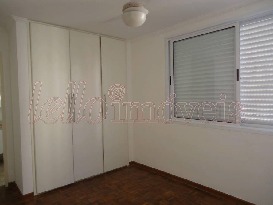 Apartamento para alugar com 2 quartos, 103m² - Foto 11