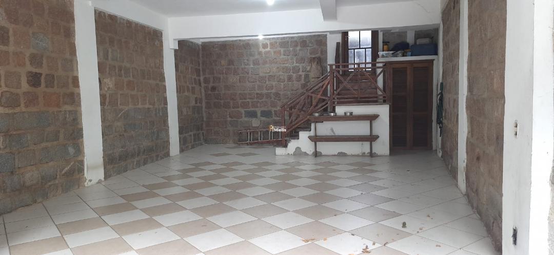 Casa de Condomínio à venda com 3 quartos, 400m² - Foto 33