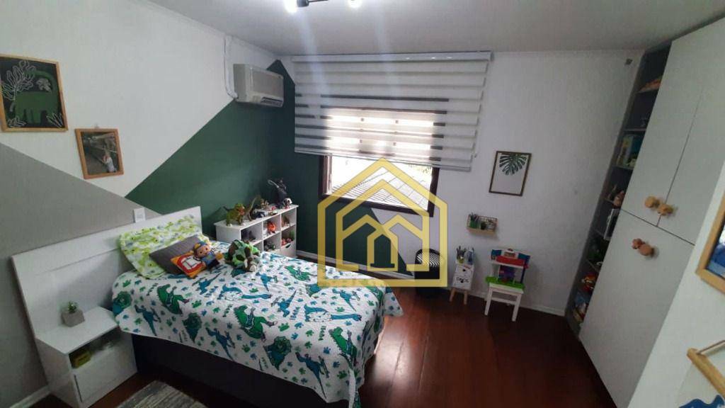 Sobrado à venda com 3 quartos, 300m² - Foto 17