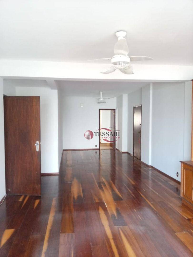 Apartamento para alugar com 2 quartos, 100m² - Foto 2