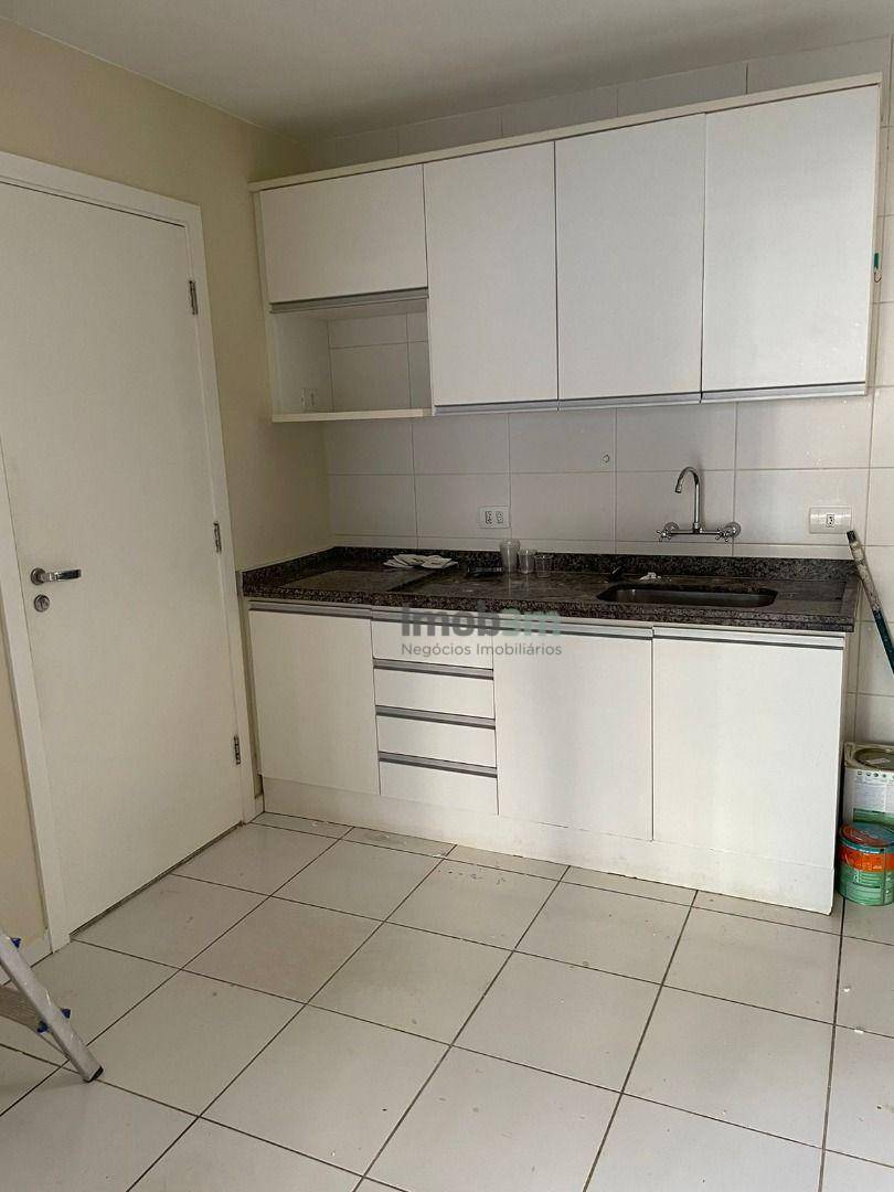 Apartamento à venda e aluguel com 3 quartos, 99m² - Foto 8