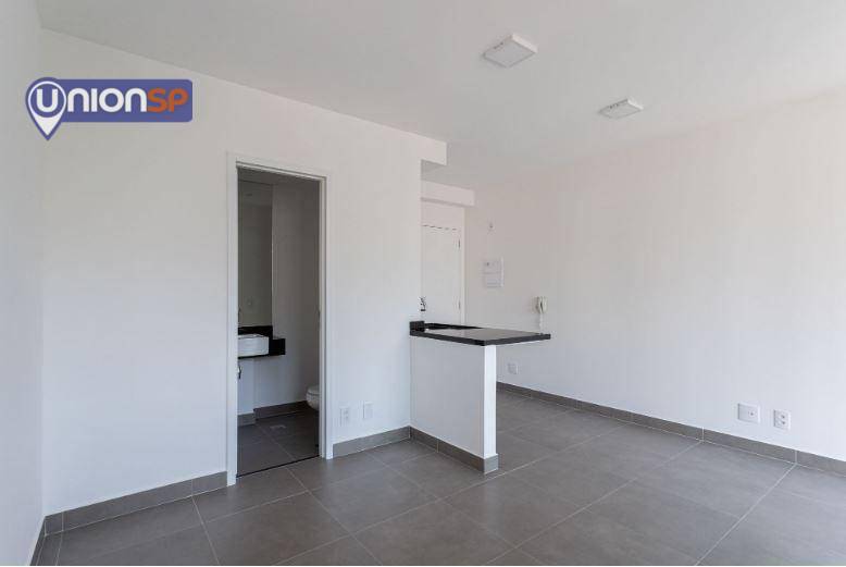 Apartamento à venda com 1 quarto, 30m² - Foto 2