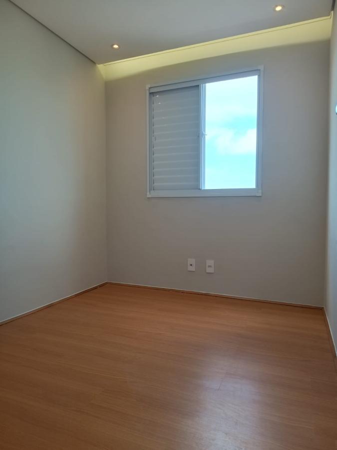 Apartamento para alugar com 2 quartos, 42m² - Foto 4